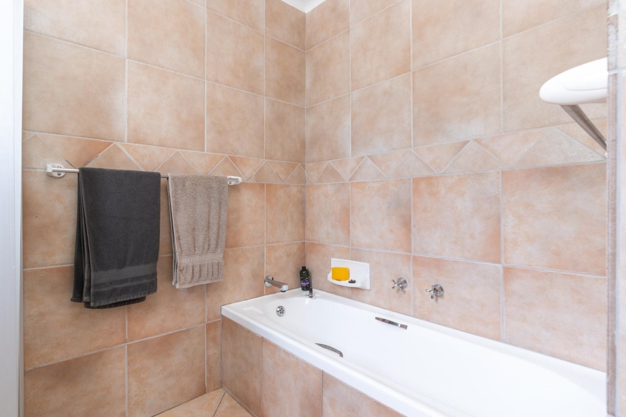 3 Bedroom Property for Sale in Hout Bay Western Cape